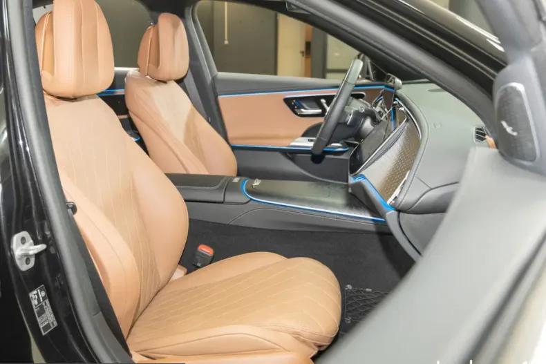 Mercedes-Benz E 220 (Clasa E) din 2024 cu 9.019 km - oferta MER230161 - foto 15