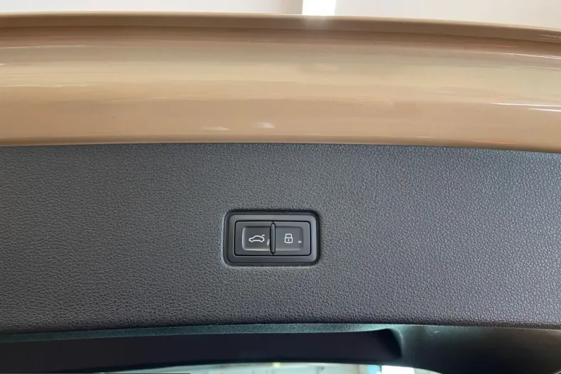 Audi Q8 din 2025 cu 22.919 km - oferta AUD230175 - foto 28