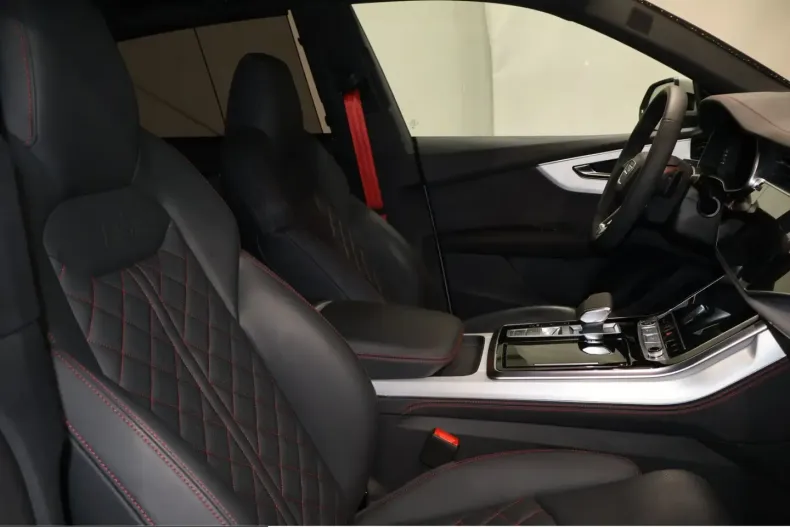 Audi Q8 din 2025 cu 44.360 km - oferta AUD230176 - foto 8