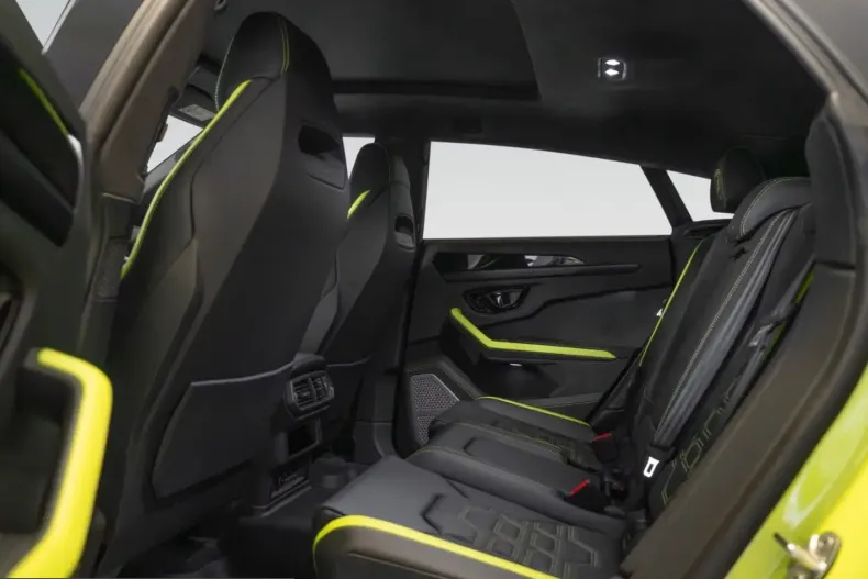 Lamborghini Urus din 2025 cu 19.900 km - oferta LAM230177 - foto 16