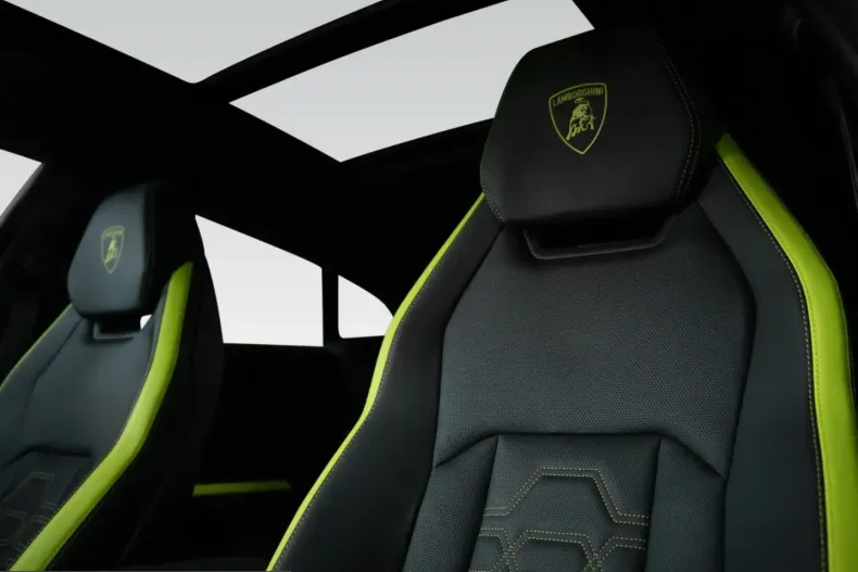 Lamborghini Urus din 2025 cu 19.900 km - oferta LAM230177 - foto 19
