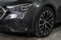 Mercedes-Benz E 220 (Clasa E) din 2025 cu 18.088 km - oferta MER230196 - foto 4
