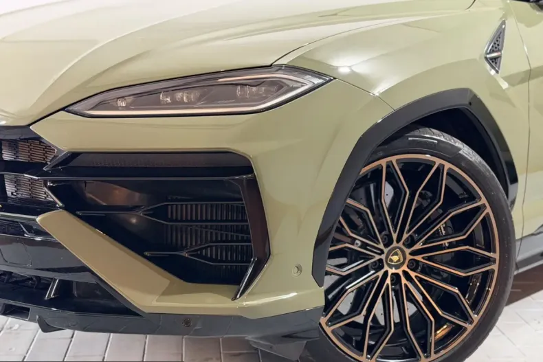 Lamborghini Urus din 2025 cu 11.000 km - oferta LAM230202 - foto 10