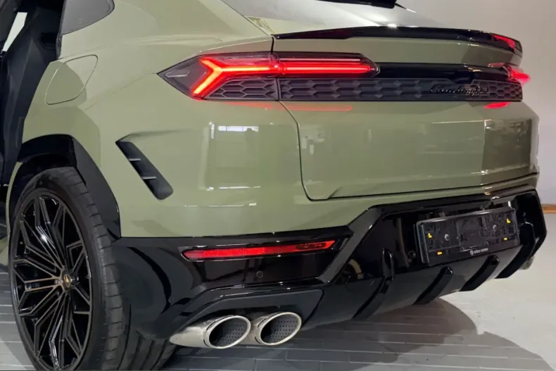 Lamborghini Urus din 2025 cu 11.000 km - oferta LAM230202 - foto 15