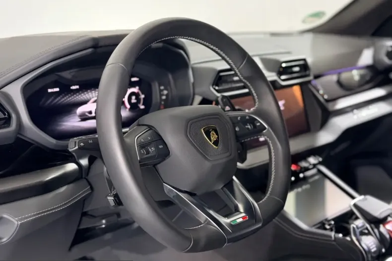 Lamborghini Urus din 2025 cu 11.000 km - oferta LAM230202 - foto 19