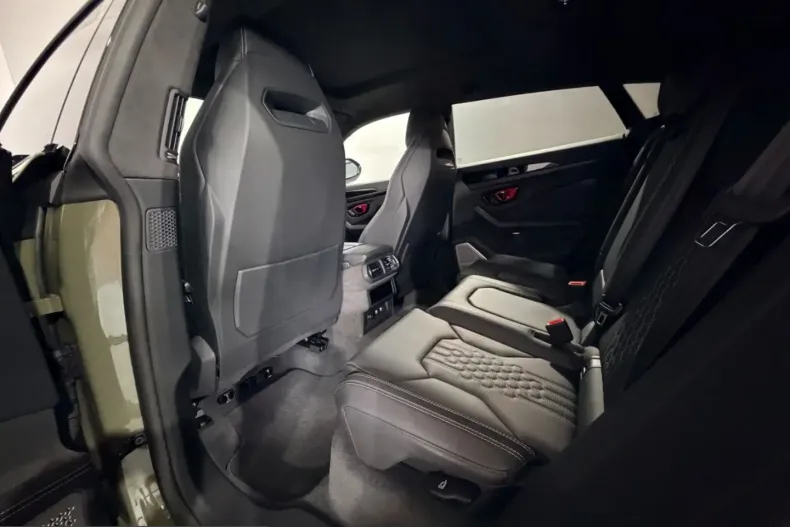 Lamborghini Urus din 2025 cu 11.000 km - oferta LAM230202 - foto 29