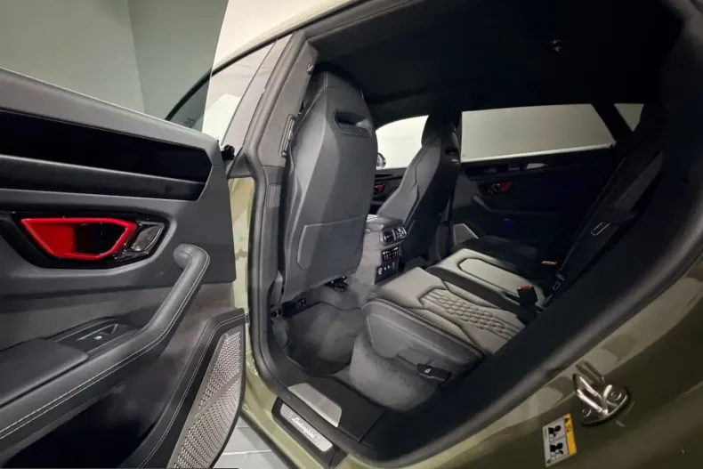 Lamborghini Urus din 2025 cu 11.000 km - oferta LAM230202 - foto 33