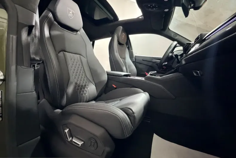 Lamborghini Urus din 2025 cu 11.000 km - oferta LAM230202 - foto 38