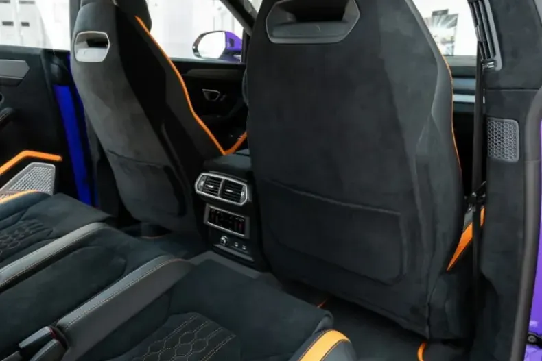 Lamborghini Urus din 2025 cu 4.000 km - oferta LAM230206 - foto 10