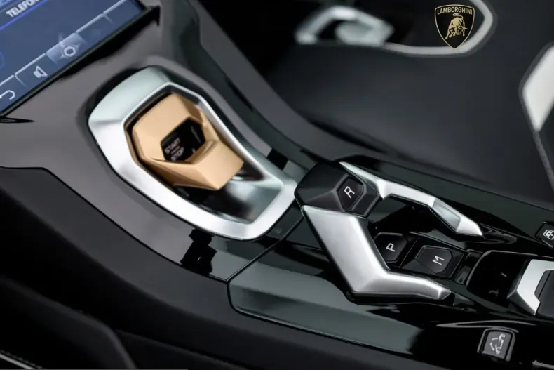 Lamborghini Huracán din 2025 cu 7.647 km - oferta LAM230207 - foto 14
