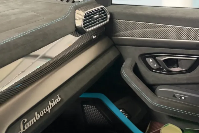 Lamborghini Urus din 2024 cu 4.999 km - oferta LAM230210 - foto 39