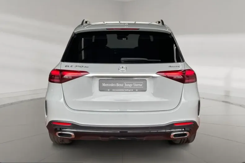 Mercedes-Benz GLE 350 (Clasa GLE) din 2025 cu 5.895 km - oferta MER230213 - foto 4