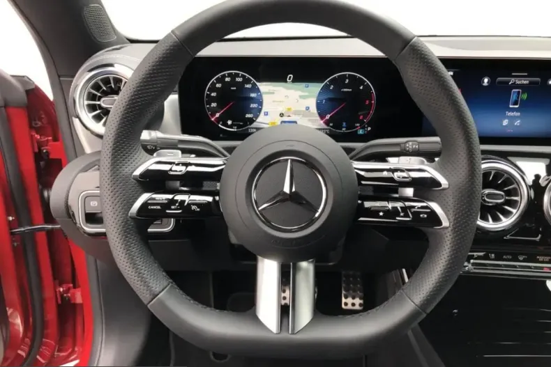 Mercedes-Benz CLA 200 (Clasa CLA) din 2025 cu 5.070 km - oferta MER230217 - foto 11