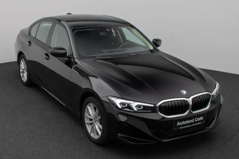 BMW 318i (Seria 3) din 2024 cu 38.023 km - oferta BMW230223 - foto 3