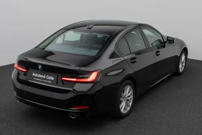 BMW 318i (Seria 3) din 2024 cu 38.023 km - oferta BMW230223 - foto 7