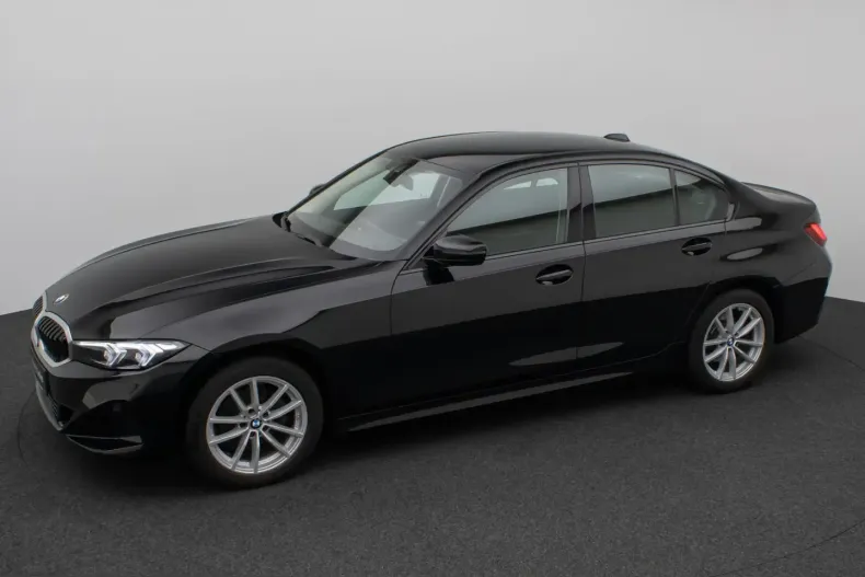BMW 318i (Seria 3) din 2024 cu 38.023 km - oferta BMW230223 - foto 12