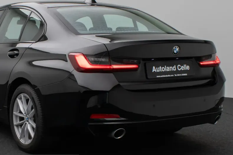 BMW 318i (Seria 3) din 2024 cu 38.023 km - oferta BMW230223 - foto 13
