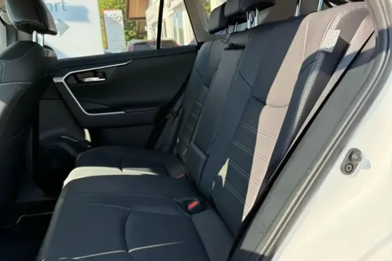 Toyota RAV4 din 2025 cu 16.900 km - oferta TOY230224 - foto 11