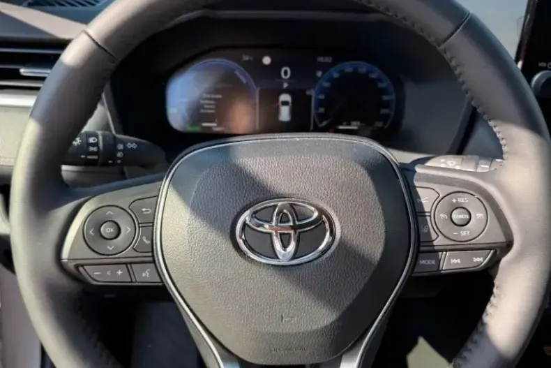 Toyota RAV4 din 2025 cu 16.900 km - oferta TOY230224 - foto 13