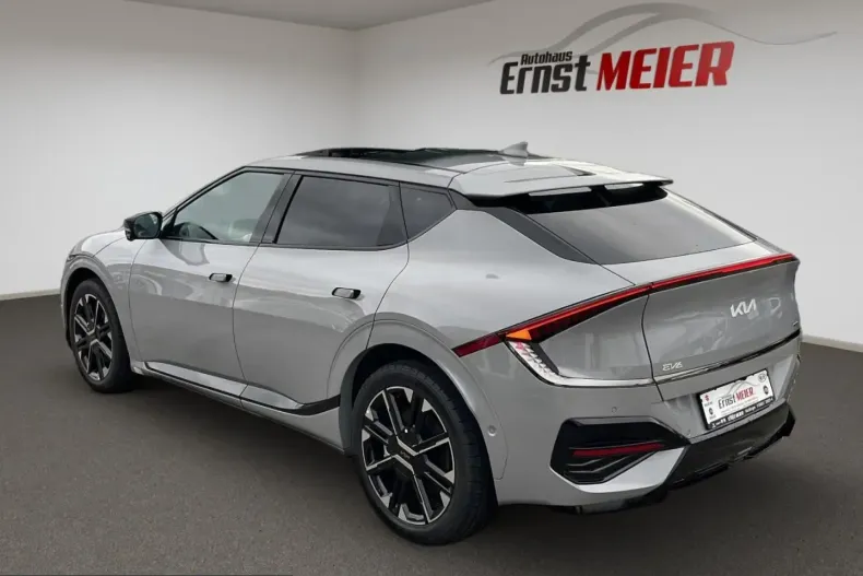 Kia EV6 din 2024 cu 5.500 km - oferta KIA230237 - foto 3
