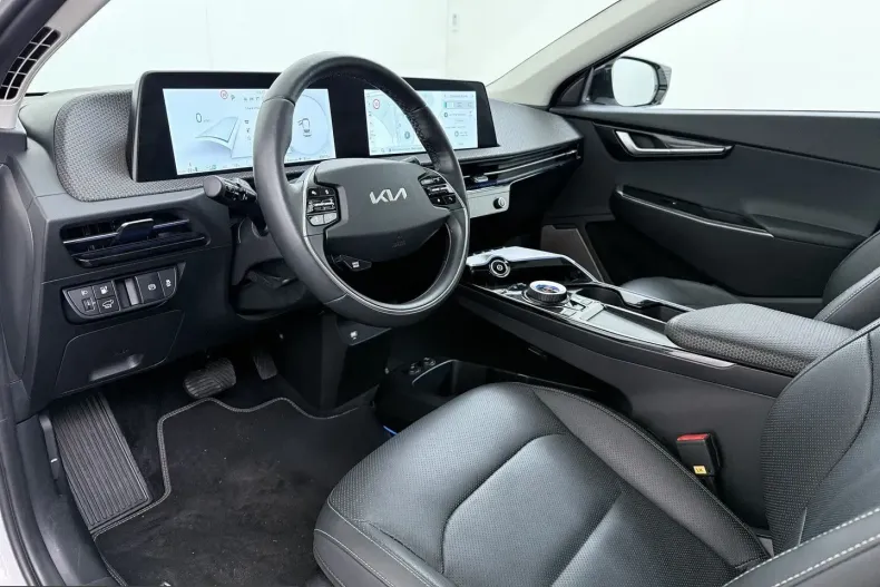 Kia EV6 din 2022 cu 93.557 km - oferta KIA230238 - foto 14