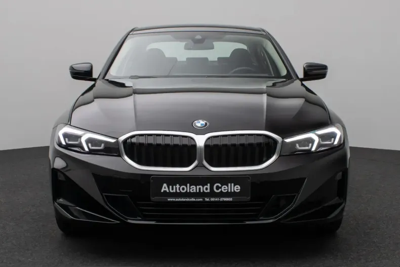 BMW 318i (Seria 3) din 2024 cu 37.664 km - oferta BMW230256 - foto 2