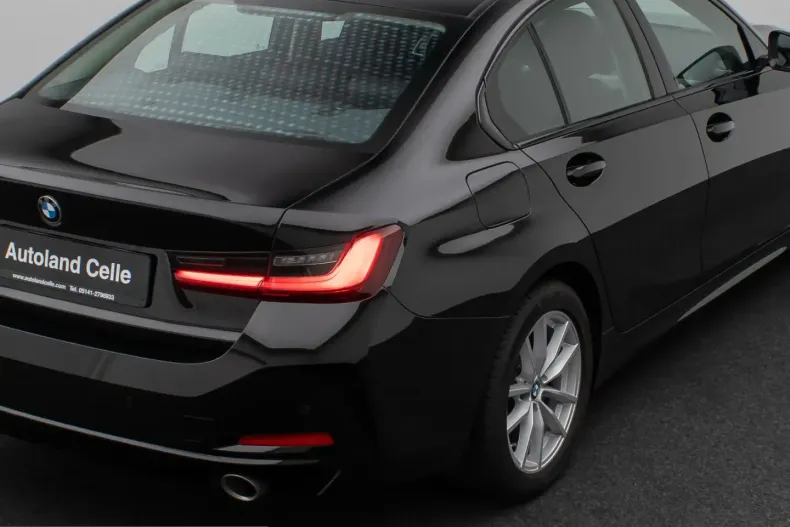 BMW 318i (Seria 3) din 2024 cu 37.664 km - oferta BMW230256 - foto 15