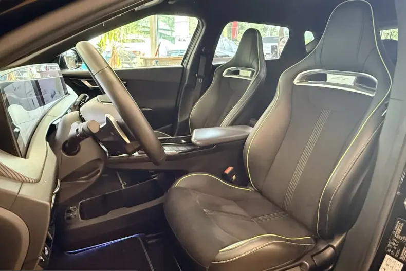 Kia EV6 din 2022 cu 72.145 km - oferta KIA230262 - foto 9