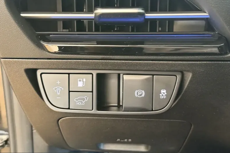 Kia EV6 din 2022 cu 72.145 km - oferta KIA230262 - foto 26