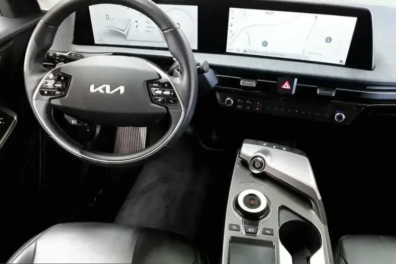 Kia EV6 din 2023 cu 23.270 km - oferta KIA230266 - foto 5