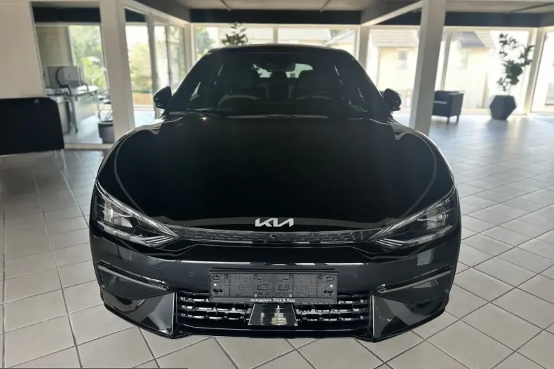 Kia EV6 din 2024 cu 31.411 km - oferta KIA230268 - foto 2