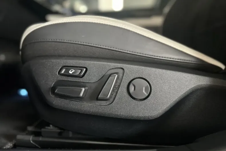 Kia EV6 din 2024 cu 31.411 km - oferta KIA230268 - foto 23