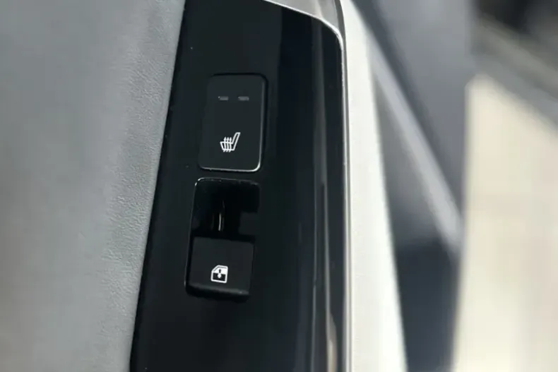 Kia EV6 din 2024 cu 20.481 km - oferta KIA230269 - foto 26