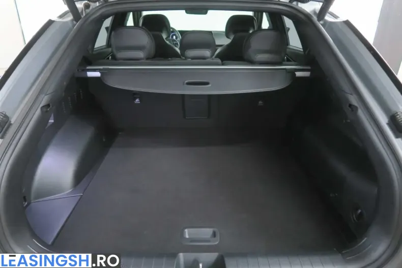 Kia EV6 din 2024 cu 6.350 km - oferta KIA230271 - foto 7