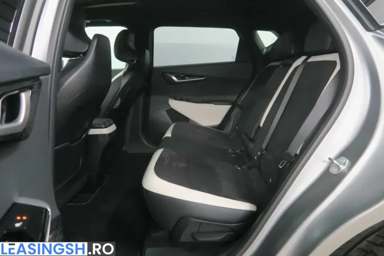 Kia EV6 din 2024 cu 6.350 km - oferta KIA230271 - foto 11