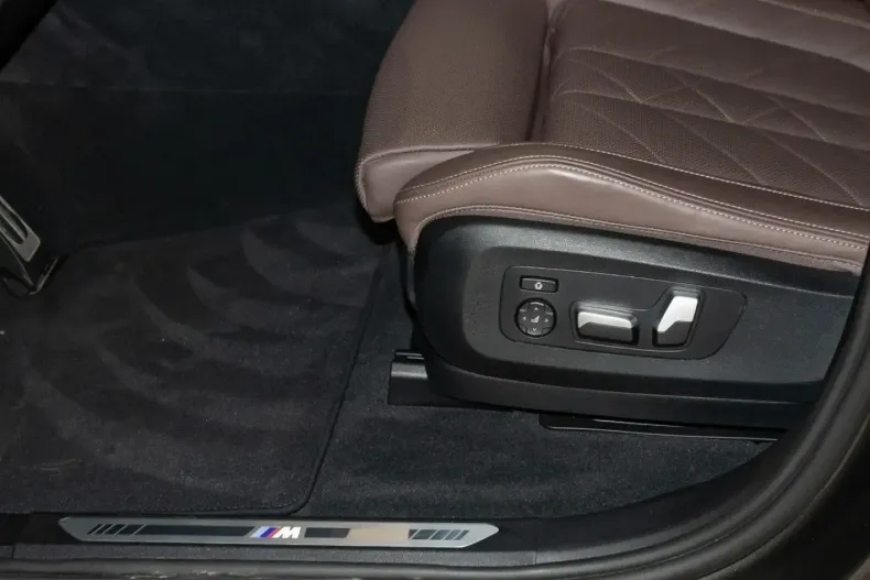 BMW X5 (Seria X) din 2024 cu 27.640 km - oferta BMW230273 - foto 21