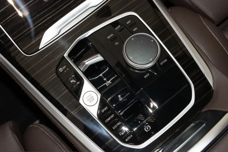 BMW X5 (Seria X) din 2024 cu 27.640 km - oferta BMW230273 - foto 23