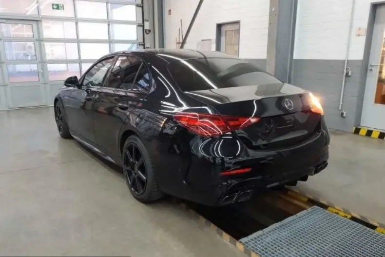 Mercedes-Benz C 300 (Clasa C) din 2023 cu 75.000 km - oferta MER230277 - foto 2