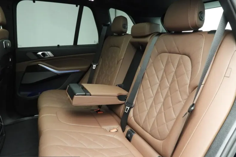 BMW X5 (Seria X) din 2025 cu 22.000 km - oferta BMW230281 - foto 8
