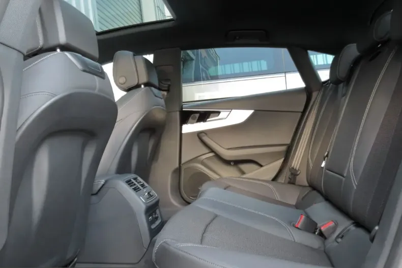 Audi A5 din 2023 cu 24.600 km - oferta AUD230286 - foto 19