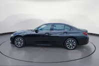 BMW 318i (Seria 3) din 2025 cu 9.500 km - oferta BMW230294 - foto 2