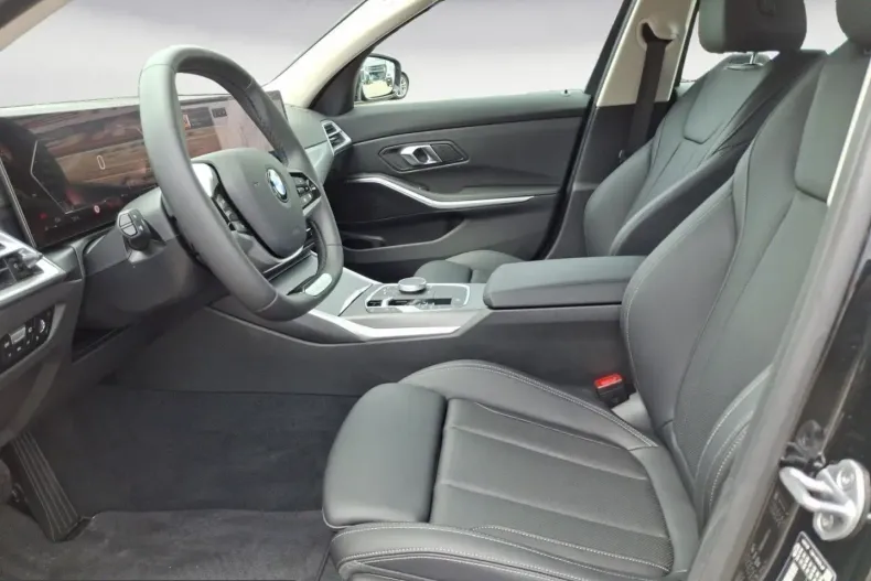 BMW 318i (Seria 3) din 2025 cu 9.500 km - oferta BMW230294 - foto 7