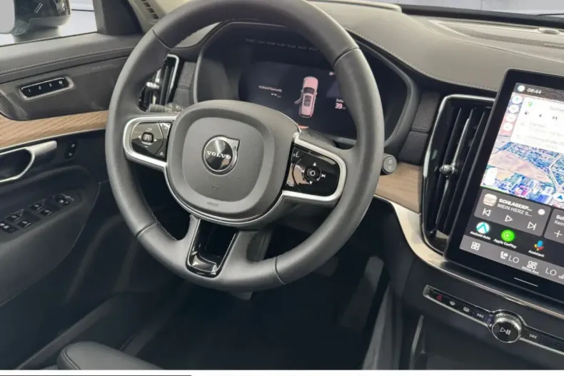 Volvo XC90 din 2025 cu 20.895 km - oferta VOL230298 - foto 10