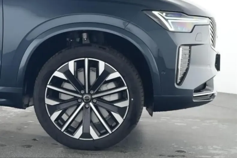 Volvo XC90 din 2025 cu 24.997 km - oferta VOL230300 - foto 6
