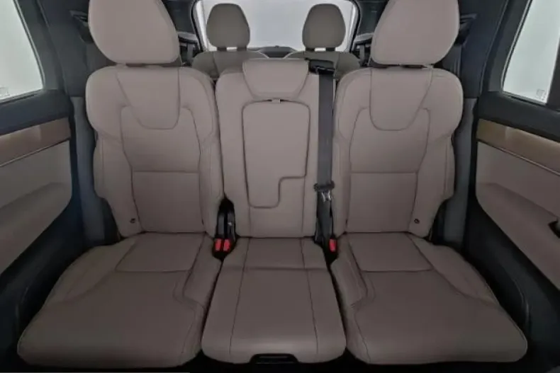 Volvo XC90 din 2025 cu 24.997 km - oferta VOL230300 - foto 14