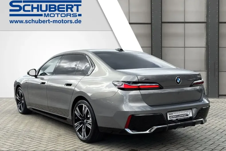BMW 740 (Seria 7) din 2025 cu 2.190 km - oferta BMW230302 - foto 3