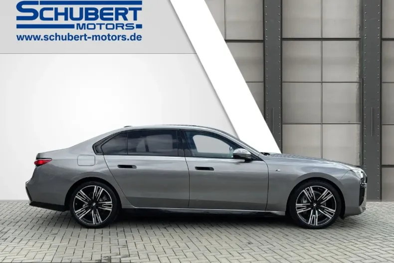 BMW 740 (Seria 7) din 2025 cu 2.190 km - oferta BMW230302 - foto 4