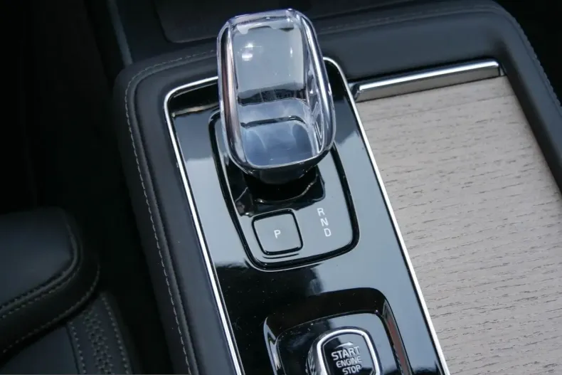 Volvo XC90 din 2025 cu 18.631 km - oferta VOL230305 - foto 11