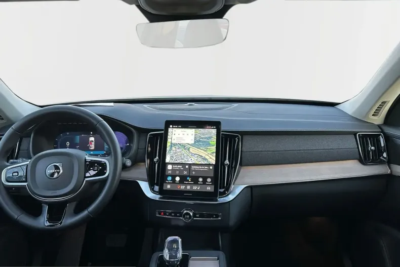 Volvo XC90 din 2025 cu 21.600 km - oferta VOL230306 - foto 4