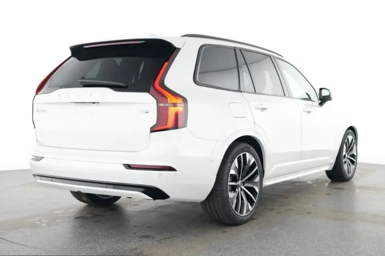 Volvo XC90 din 2025 cu 25.788 km - oferta VOL230308 - foto 2